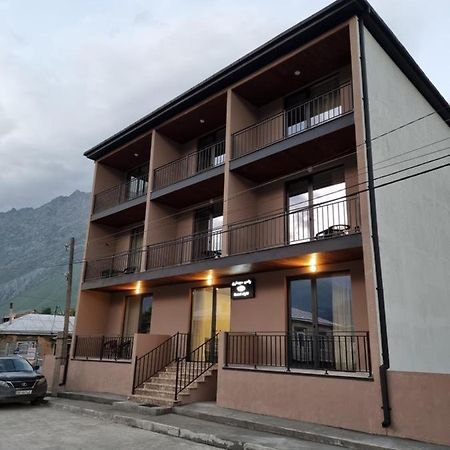 Hotel Sweet Night Stepantsminda Exterior foto