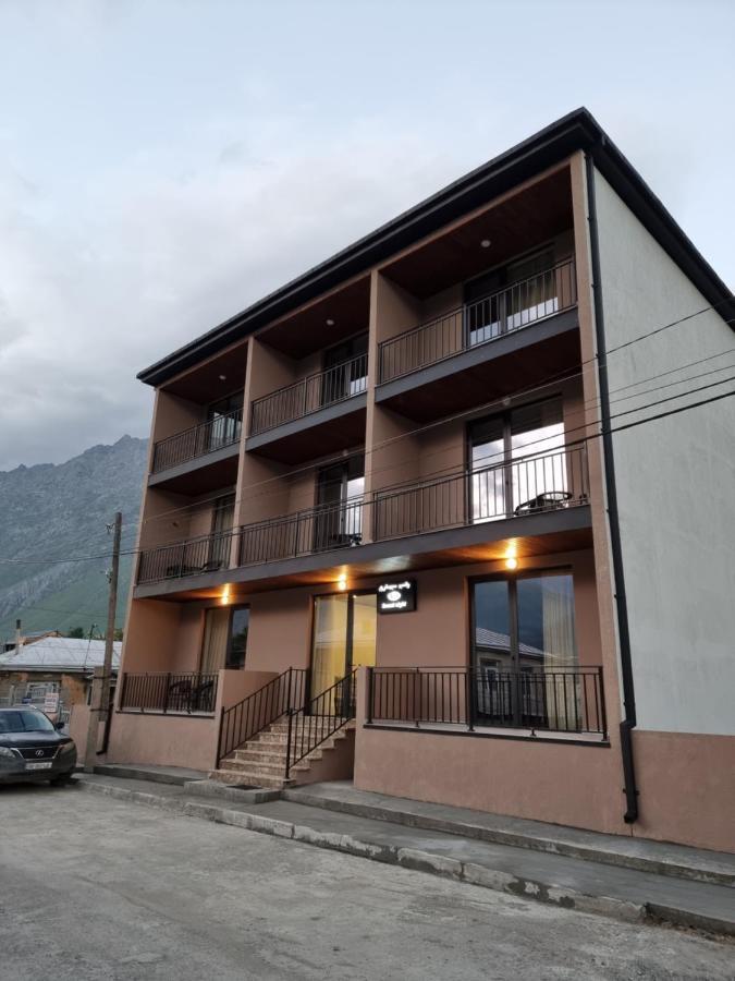 Hotel Sweet Night Stepantsminda Exterior foto