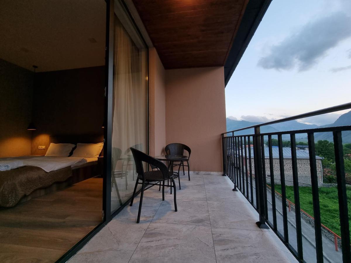 Hotel Sweet Night Stepantsminda Exterior foto