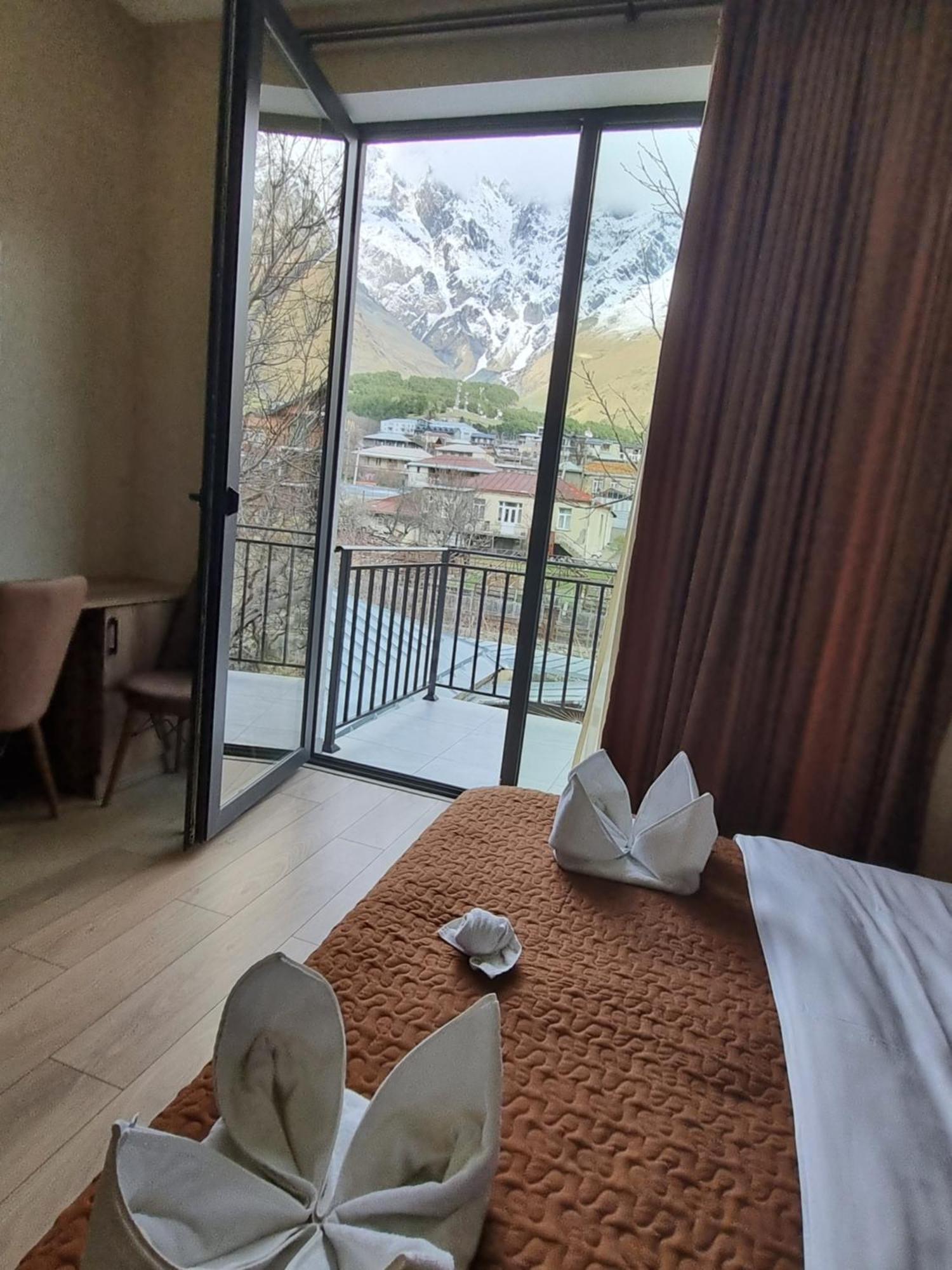 Hotel Sweet Night Stepantsminda Quarto foto